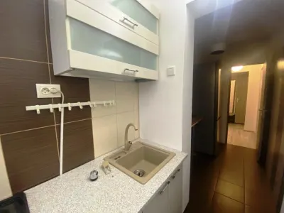 Garsoniera in Ploiesti, zona 9 Mai - foto 10