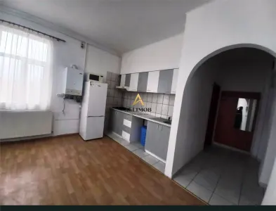Apartament 2 camere in Ploiesti, zona centrala - foto 2