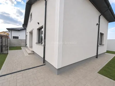 Vanzare -  Casa Individuala - 2 Dormitoare la Parter + Mansarda  - Rahova – Alexandriei – Leroy Merlin - 185000Euro  tva  inclus  - Comision 0 ! - Bucuresti