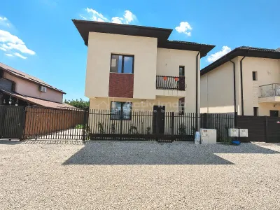 Vanzare Casa individuala - Vila - Prelungirea Ghencea - Margelelor - STB -215000E - Comision  0  - acte si utilitati la zi !! - Bucuresti