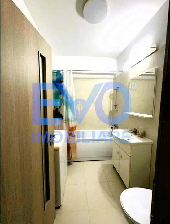 APARTAMENT DE INCHIRIAT CU 3 CAMERE, CENTRAL - foto 4