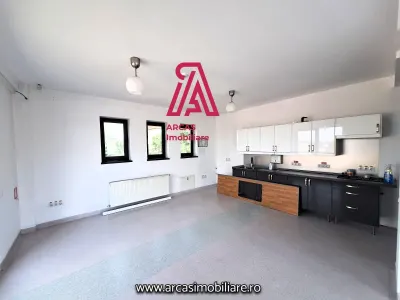 Spatiu de birouri de inchiriat 355 mp,terasa 244 mp Ultracentral ! - foto 3