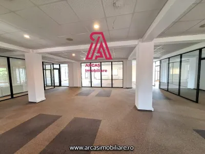Spatiu de birouri de inchiriat 355 mp,terasa 244 mp Ultracentral ! - foto 4