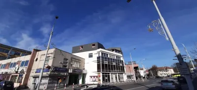 Cladire comerciala de vanzare 1000 mp! - foto 10