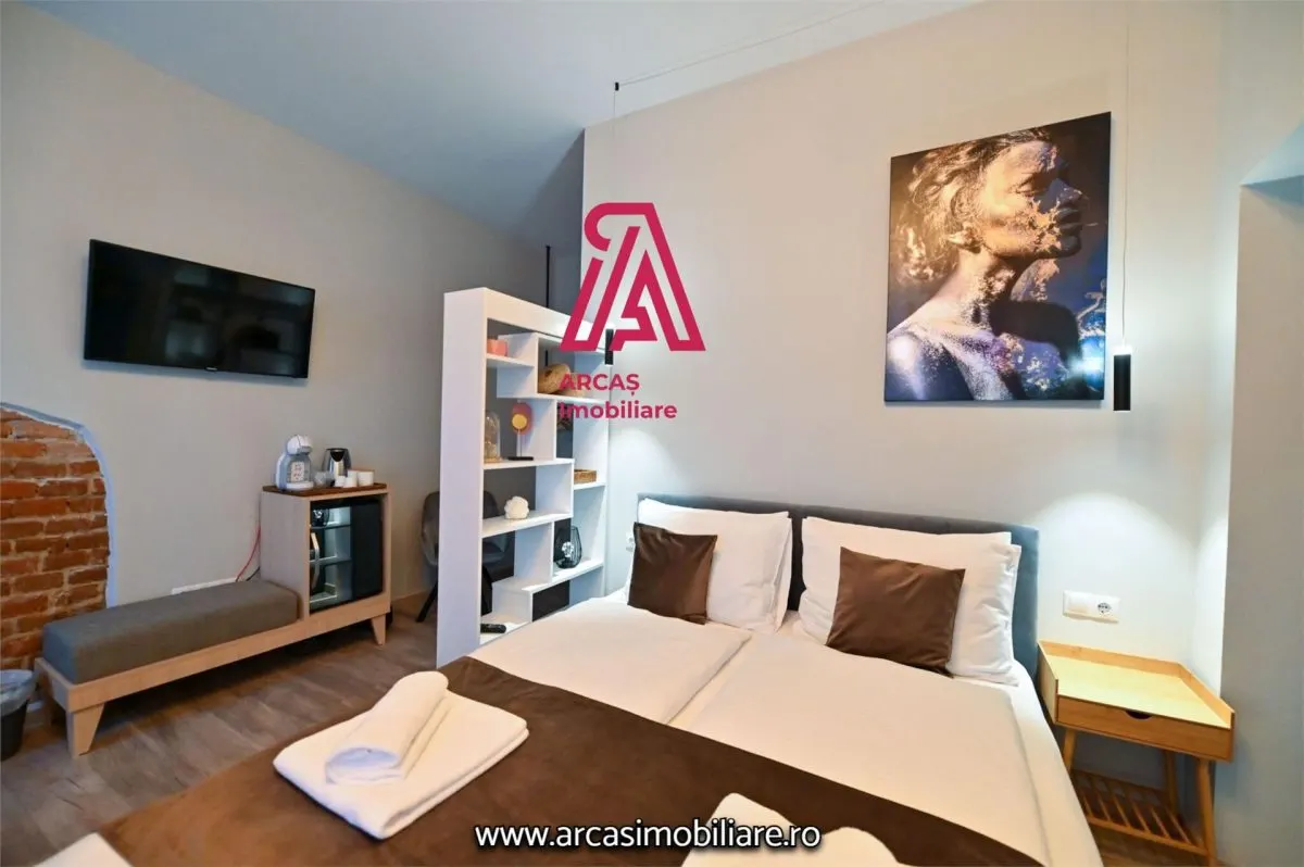 Afacere la cheie, pensiune 12 camere ultracentral! - foto 14