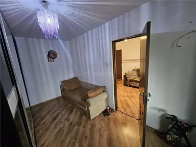 Resita, 2 Cam. Mobilat+Utilat, Micro 3 - foto 17