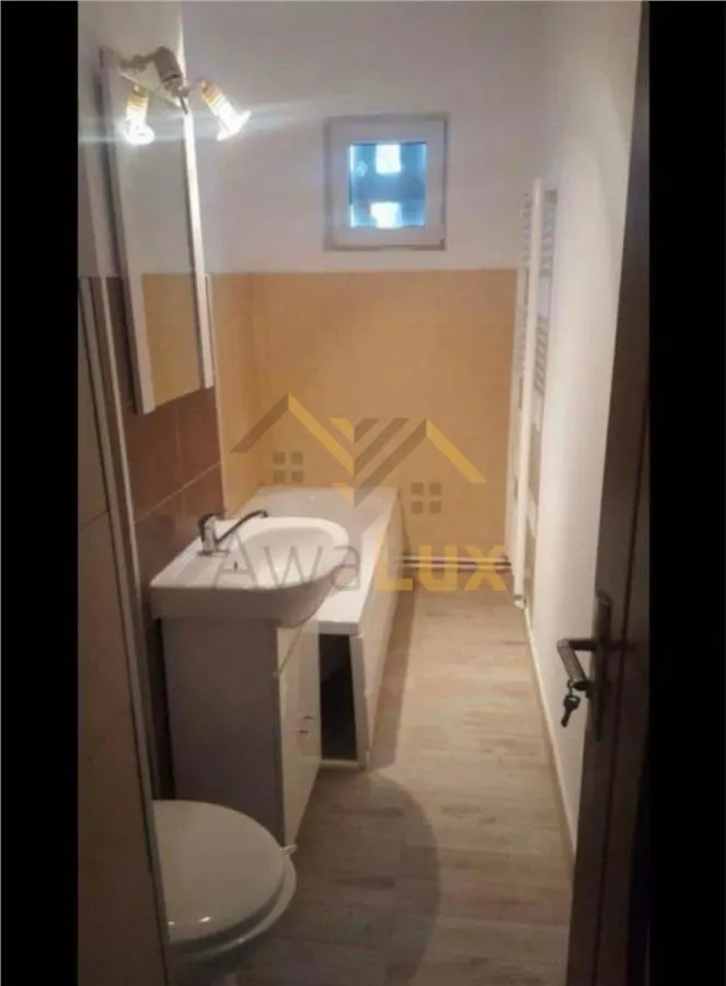 Apartament 3 camere de vanzare, str. Cuza Voda - foto 6