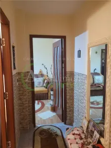 Apartament 3 camere nedecomandate, zona Cora - foto 4