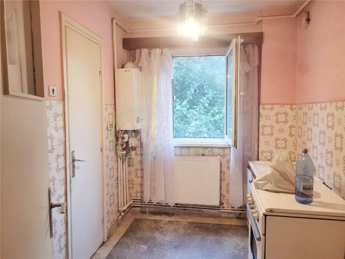 Apartament 2 camere semidecomandat, zona Orizont - foto 5