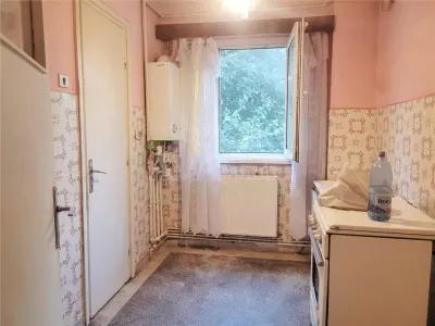 Apartament 2 camere semidecomandat, zona Orizont - foto 6