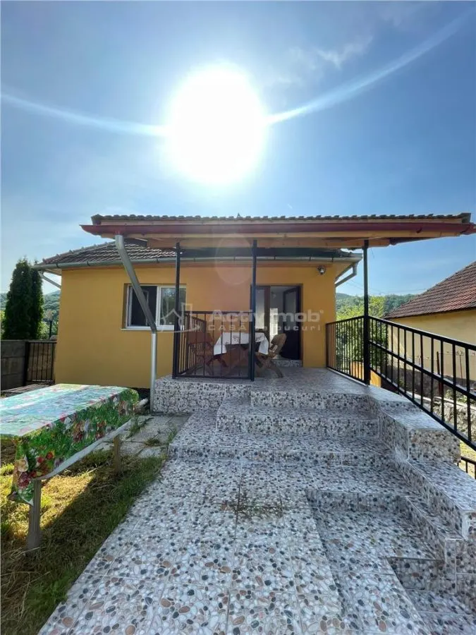 Casa - 4 camere - Certejul de sus - foto 1