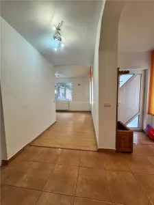 Casa - Ulpia - 2 anexe - foto 9