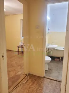 Apartament 2 camere semidecomandat, zona Stadionului - foto 3