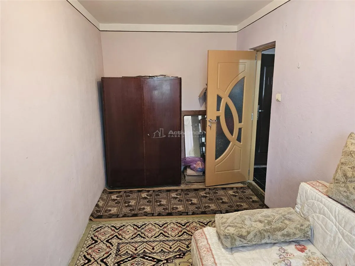 Resita, Garsoniera, Calea Caransebesului - foto 16
