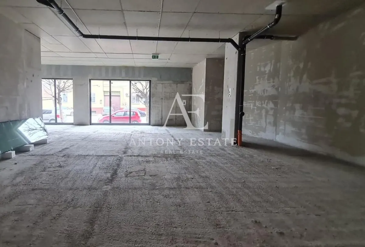 Antony Estate | Spatiu comercial central in ansamblul Scala Cetate - A-0-1 - Oradea - foto 4
