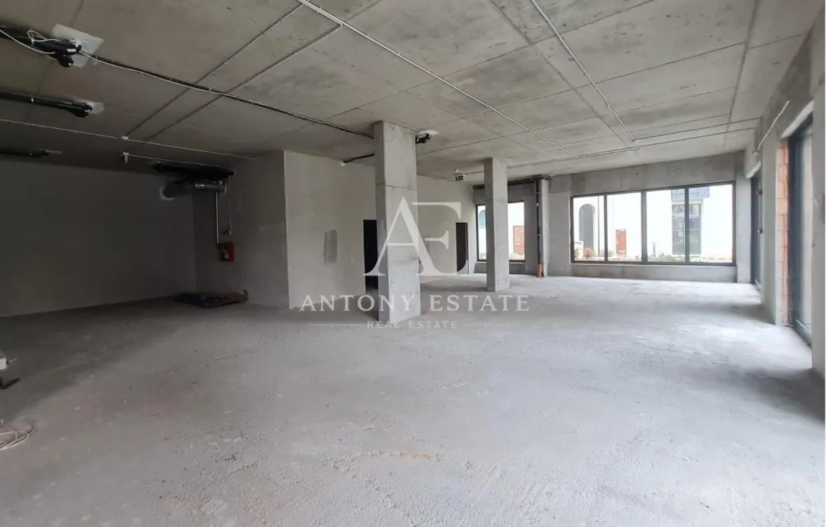 Antony Estate | Spatiu comercial central in ansamblul Scala Cetate - A-0-2 - Oradea - foto 2