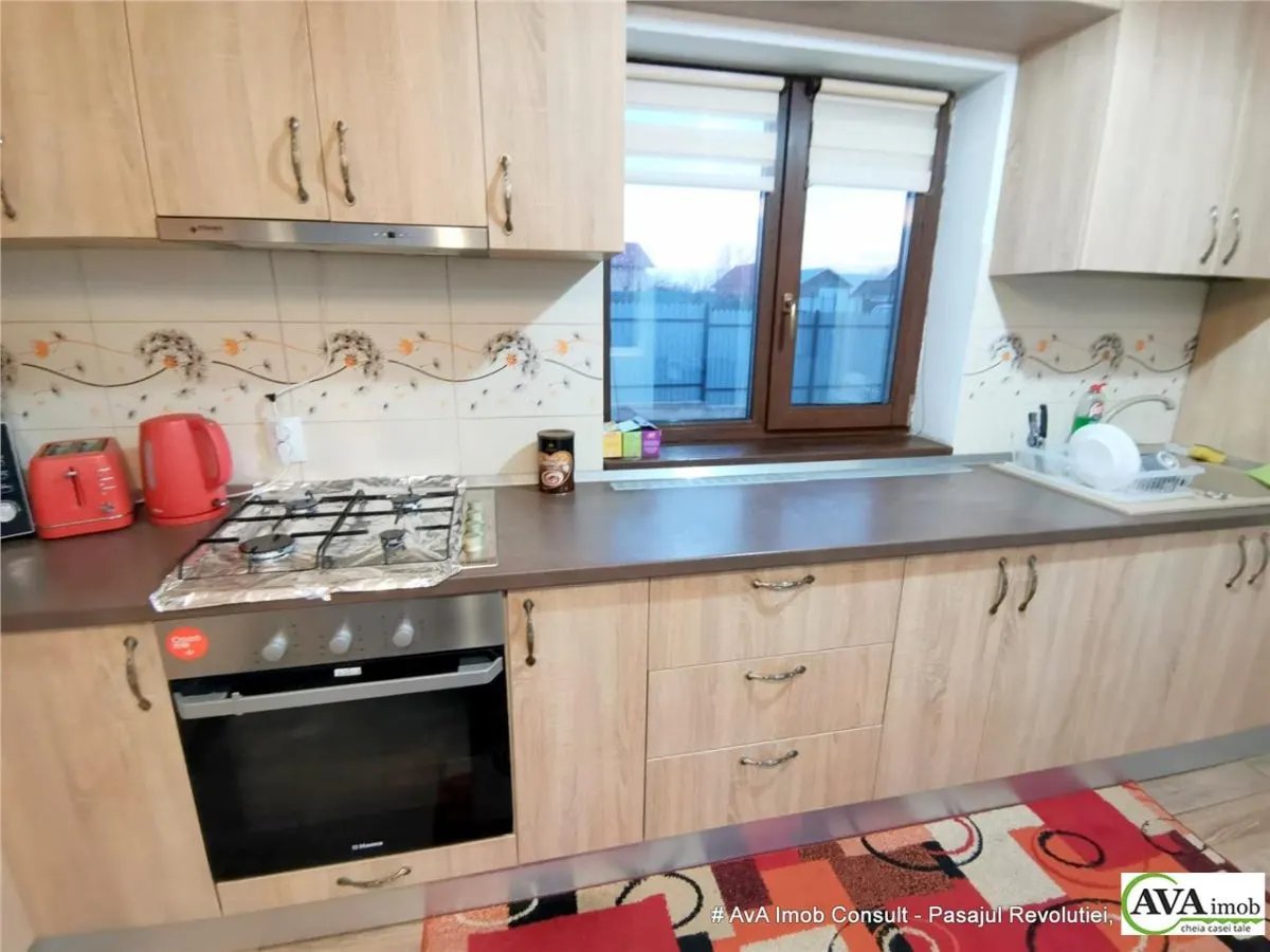 Casa cu 120 mp utili, 3 camere, terasa, teren 1200mp, zona Letea Veche - foto 6