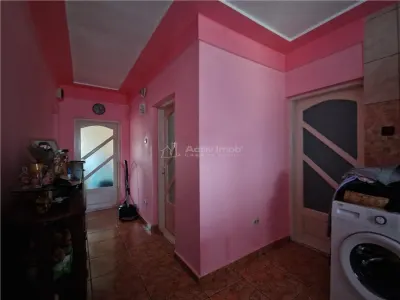 Casa cu etaj si casa pe sol, teren 535 mp - Bariera Valcii - foto 7