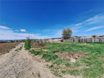 Teren intravilan 500 mp de vanzare – Lilieci, Bacau, deschidere 40 ml - Bacau