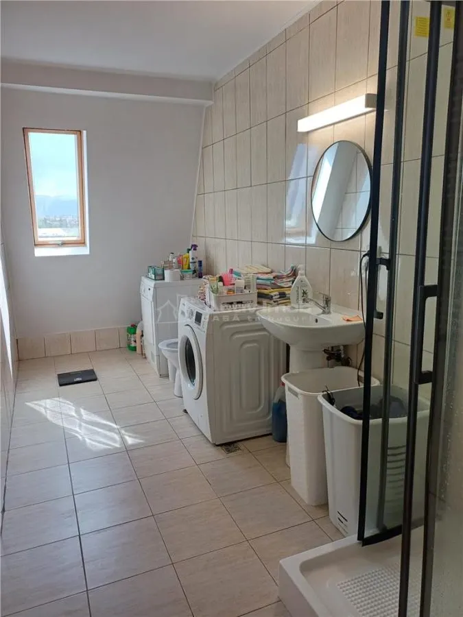 Apartament 4 camere 2 bai terasa mare de vanzare - foto 4