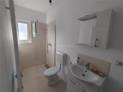 Caransebes, Casa Noua, Zona Aeroport - foto 10