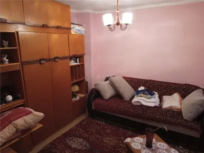 Oravita, Casa de Vacanta, PRET FIX, Zona Lacul Mare - foto 3
