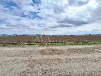 Teren intravilan 2300 mp, deschidere 21 ml, zona Serbanesti - foto 3