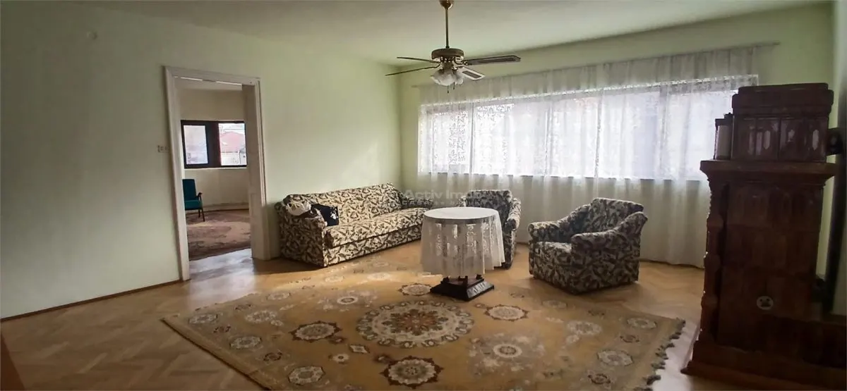 Casa cu 3 camere de inchiriat Centrul Vechi - foto 10