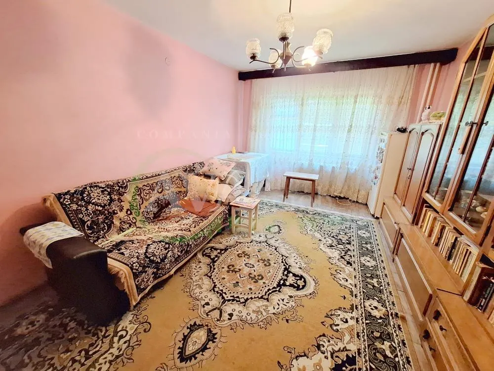 Apartament  2 camere decomandat ,zona Nord - foto 2