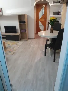 Oferta Apartament 3 camere de vanzare micro 6 - foto 6