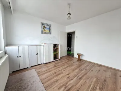 Apartament 2 camere decomandat , zona Orizont Cornisa - foto 3