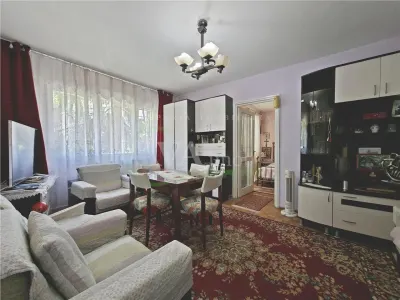 Apartament 3 camere semidecomandat | Etaj 1, zona Centrala, Bacau - Bacau