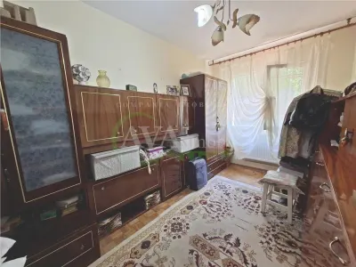 Apartament 3 camere semidecomandat | Etaj 1, zona Centrala, Bacau - foto 5