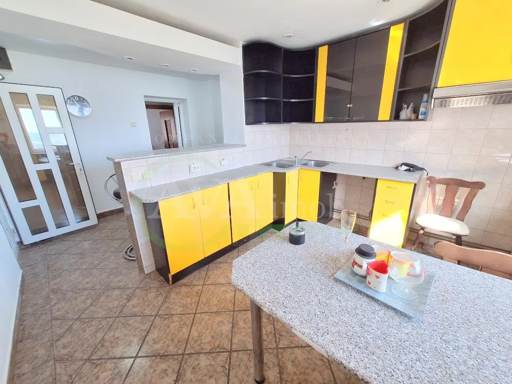 Apartament 3 camere decomandat, zona Nord - foto 2