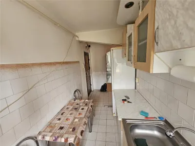 Resita, 2 Cam. Mobilat+Utilat, Micro 2 - foto 7