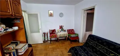 Apartament 3 camere semidecomandat , zona Mioritei - foto 3