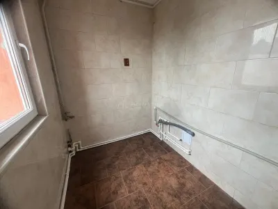 Caransebes, 3 Camere, Zona Nord - foto 6