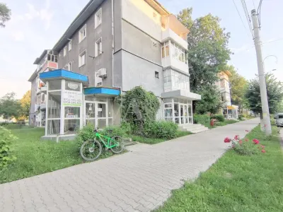 Spatiu comercial de vanzare, Onesti-str Republicii - foto 2