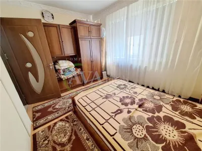 Apartament 3 decomandate, mobilat, zona Narcisa - foto 9