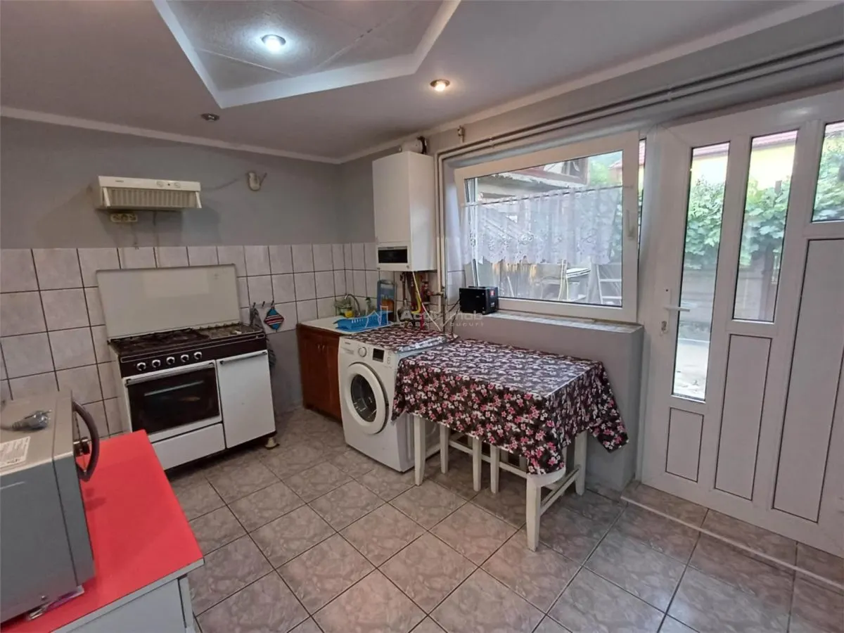 Casa de vanzare in Talmaciu - foto 5