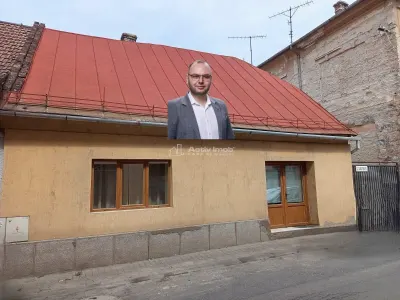 Oravita, Casa la Cheie, 7 Incaperi, Posibilitate Mansardare, Pret Negociabil - Oravita