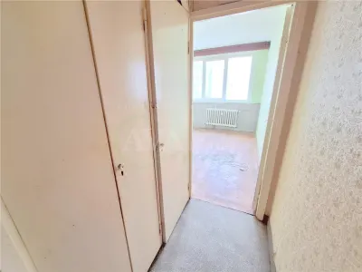 Apartament confort 1 cu balcon generos si multiple spatii de depozitare - foto 9