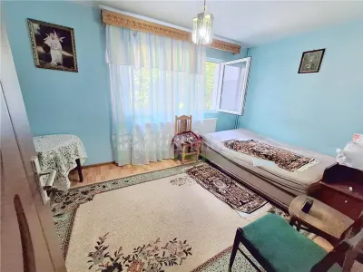 Apartament 2 camere semidecomandat, zona Narcisa - foto 3