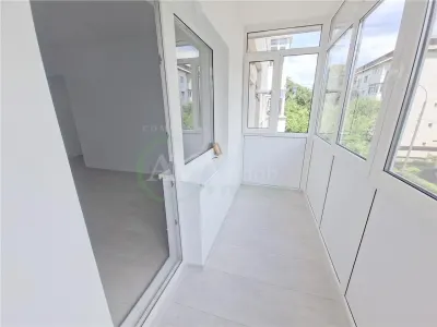 Apartament 2 camere, etaj 2, cu centrala, nemobilat, Piata Sud - foto 13