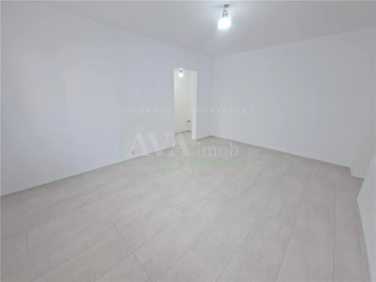 Apartament 2 camere, etaj 2, cu centrala, nemobilat, Piata Sud - foto 15