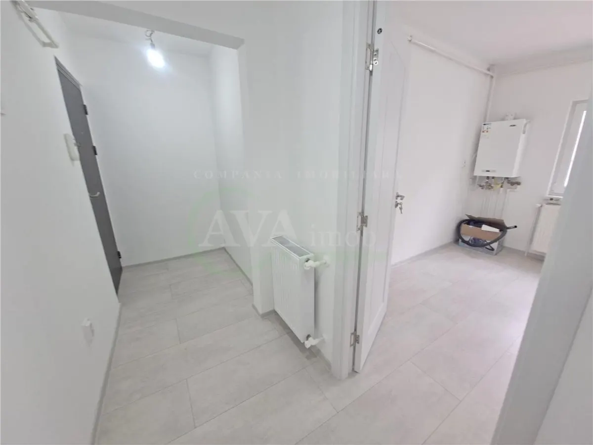 Apartament 2 camere, etaj 2, cu centrala, nemobilat, Piata Sud - foto 9