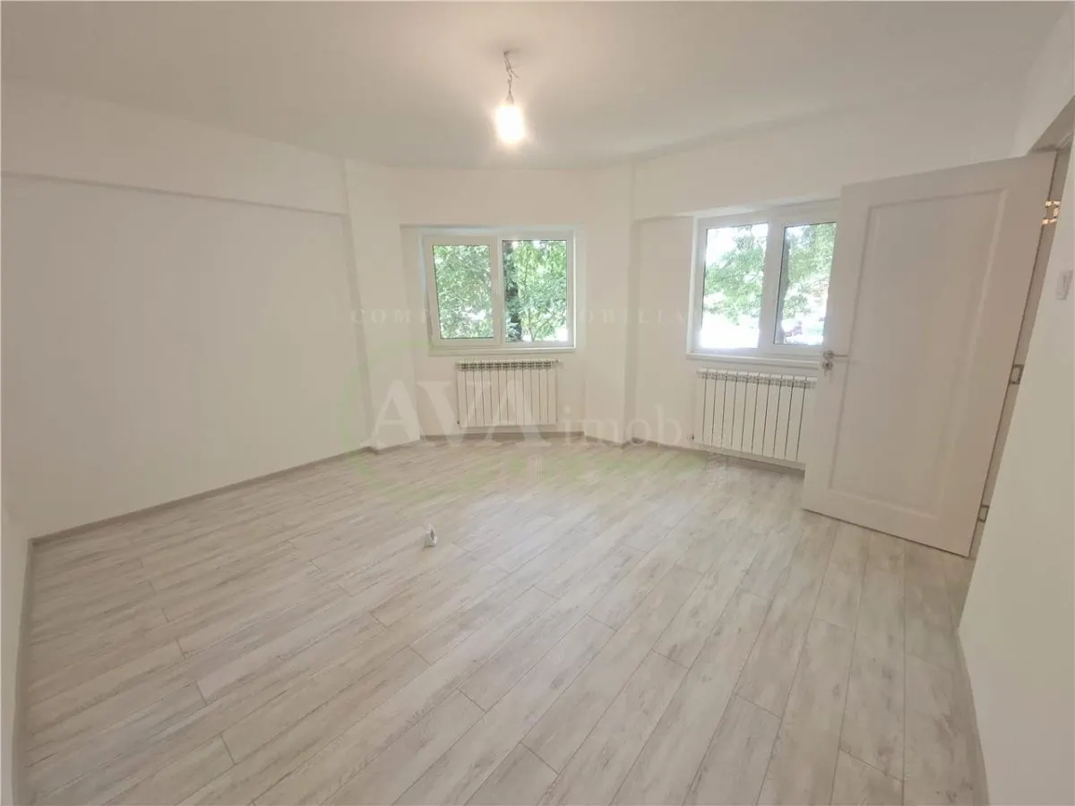 Garsoniera confort 1, renovata, parter, zona Energiei - foto 11