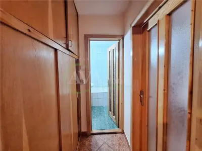 Apartament 3 camere decomandate, zona Neagoe Voda - foto 11