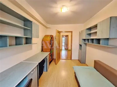 Apartament 3 camere decomandate, zona Neagoe Voda - foto 8