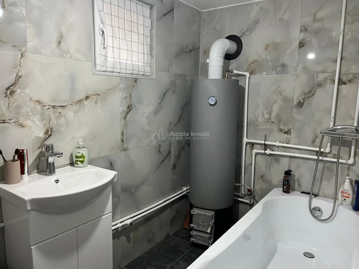 Lugoj, Casa 130 Mp. Teren 250 Mp. Central, Zona ZERO - foto 12